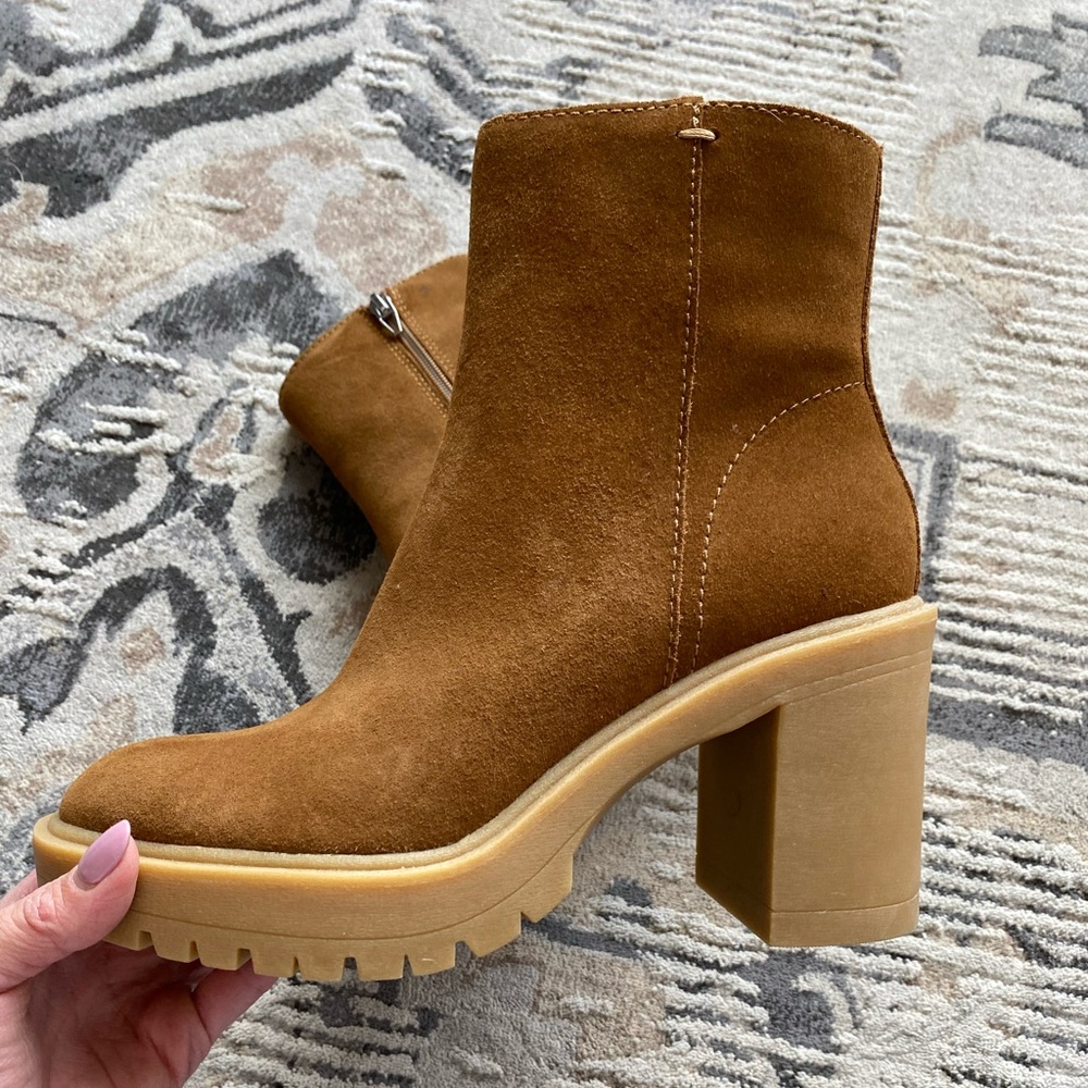 NEW Dolce Vita Suede Bootie 7.5